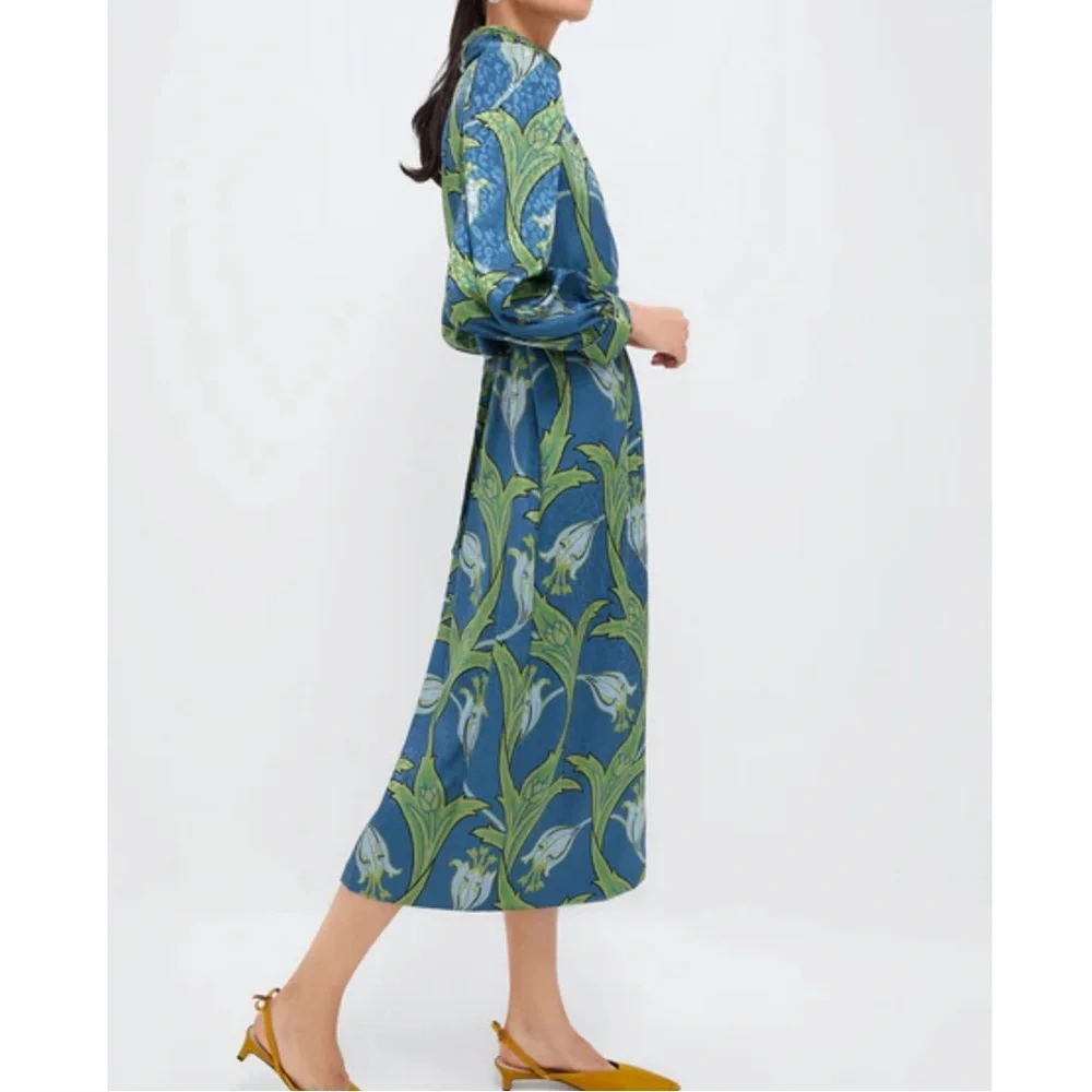 TUCKERNUCK Deco Floral Satin Faven Dress - Picture 3 of 12